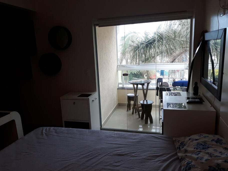 Apartment Pe Na Areia Do Tombo Guaruja